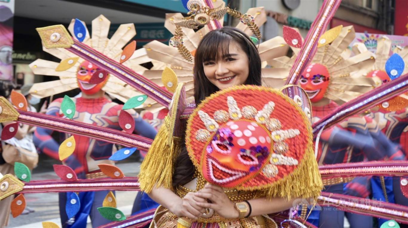 Masskara Festival parade returns, brings smiles to Taipei